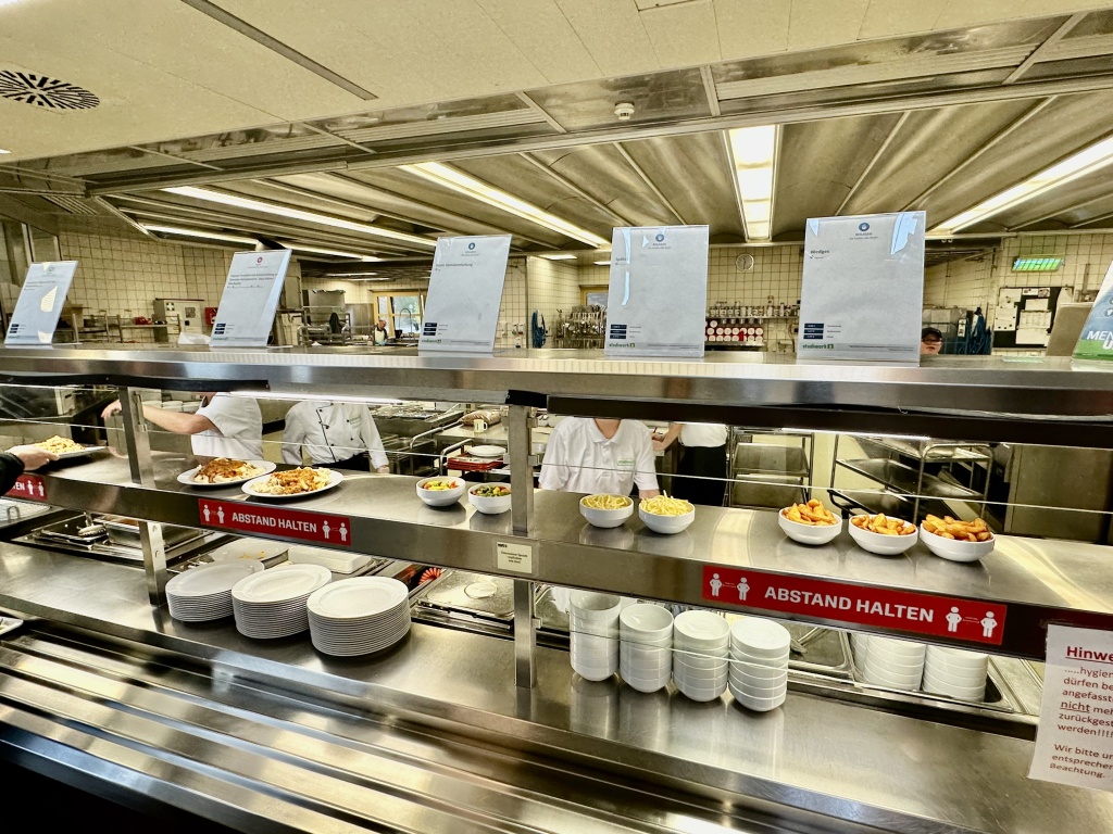 Bild: MENSA Tarforst öffnet bereits ab 11:15 Uhr